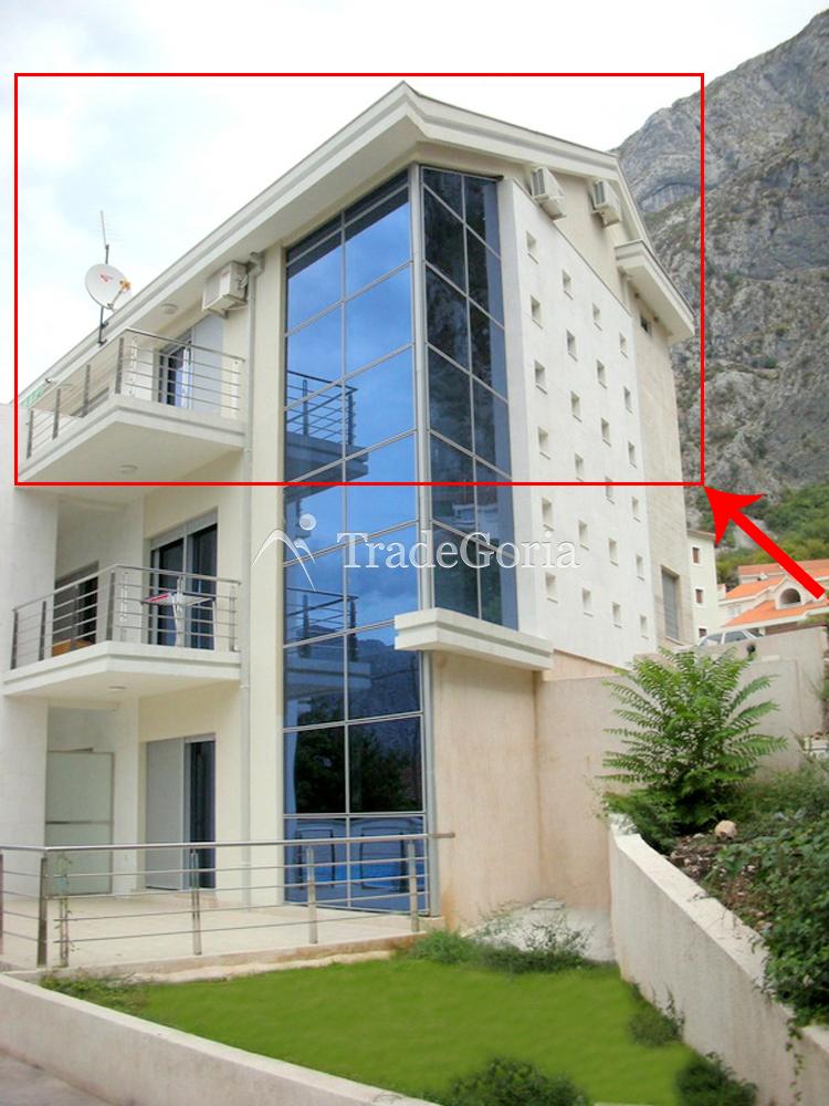 Luxuriöse neue Wohnung mit atemberaubendem Blick auf das Meer und die Berge!