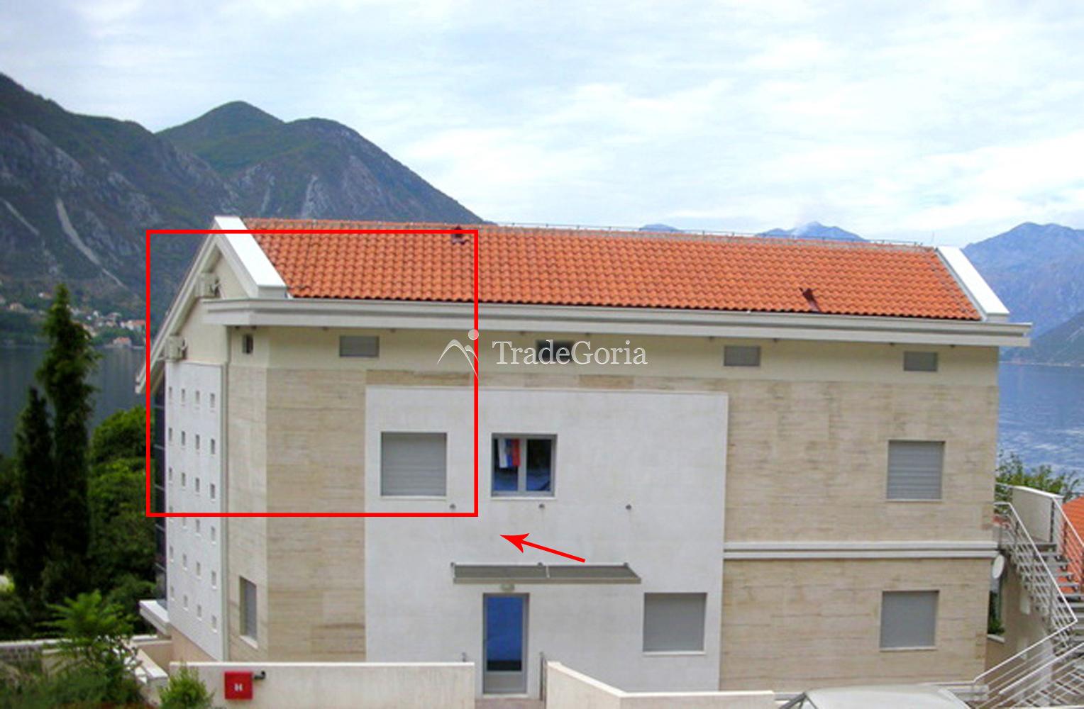 Luxuriöse neue Wohnung mit atemberaubendem Blick auf das Meer und die Berge!