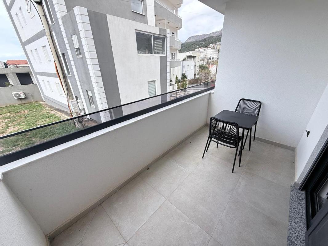 Small studio of 27 m2 for sale in Dobry Vody, Bar