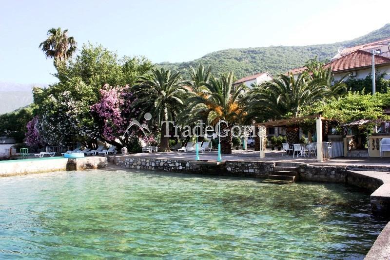 Price reduction! Villa for sale by the sea.