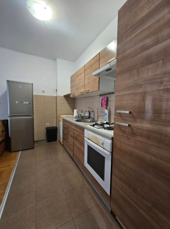 Spacious 2 bedroom apartment for sale in the Rozino area.