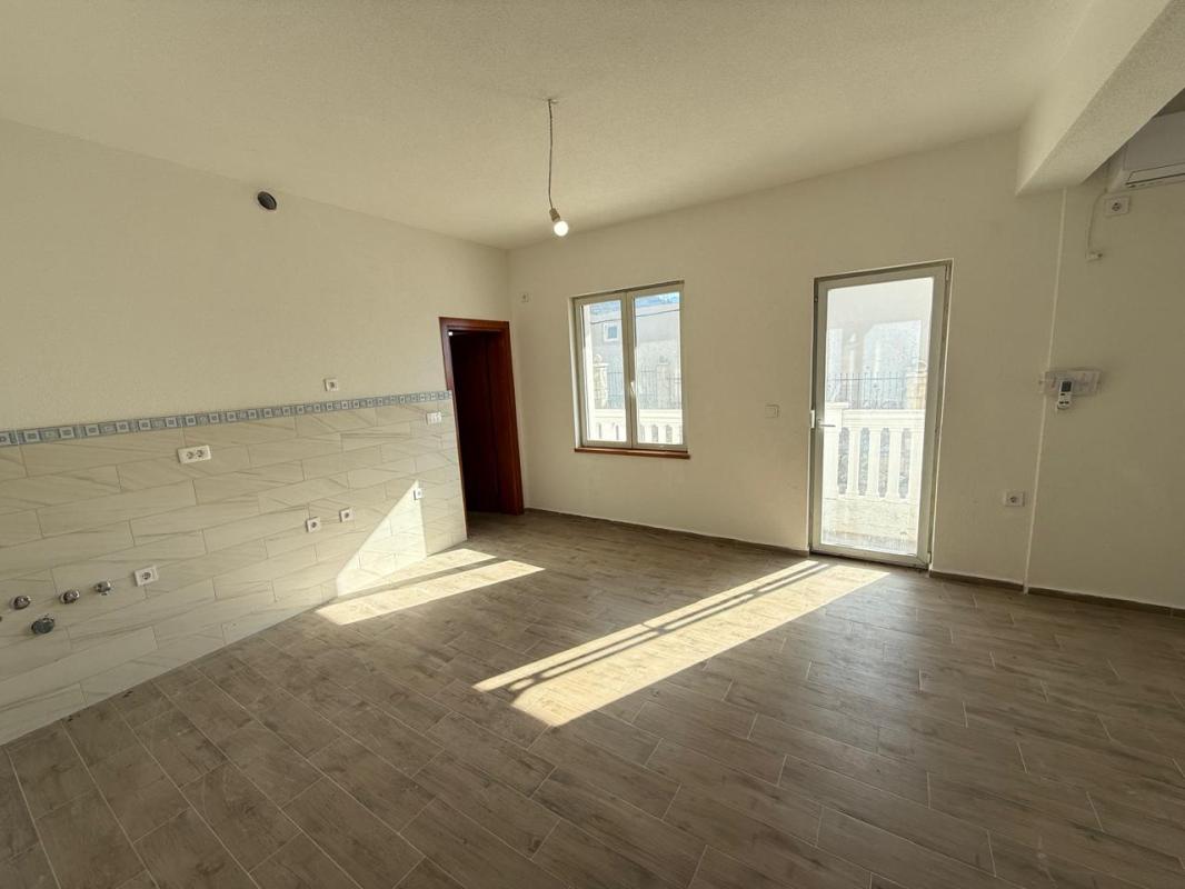 Spacious 2-bedroom apartment of 88 m2 in Shushan, Bar