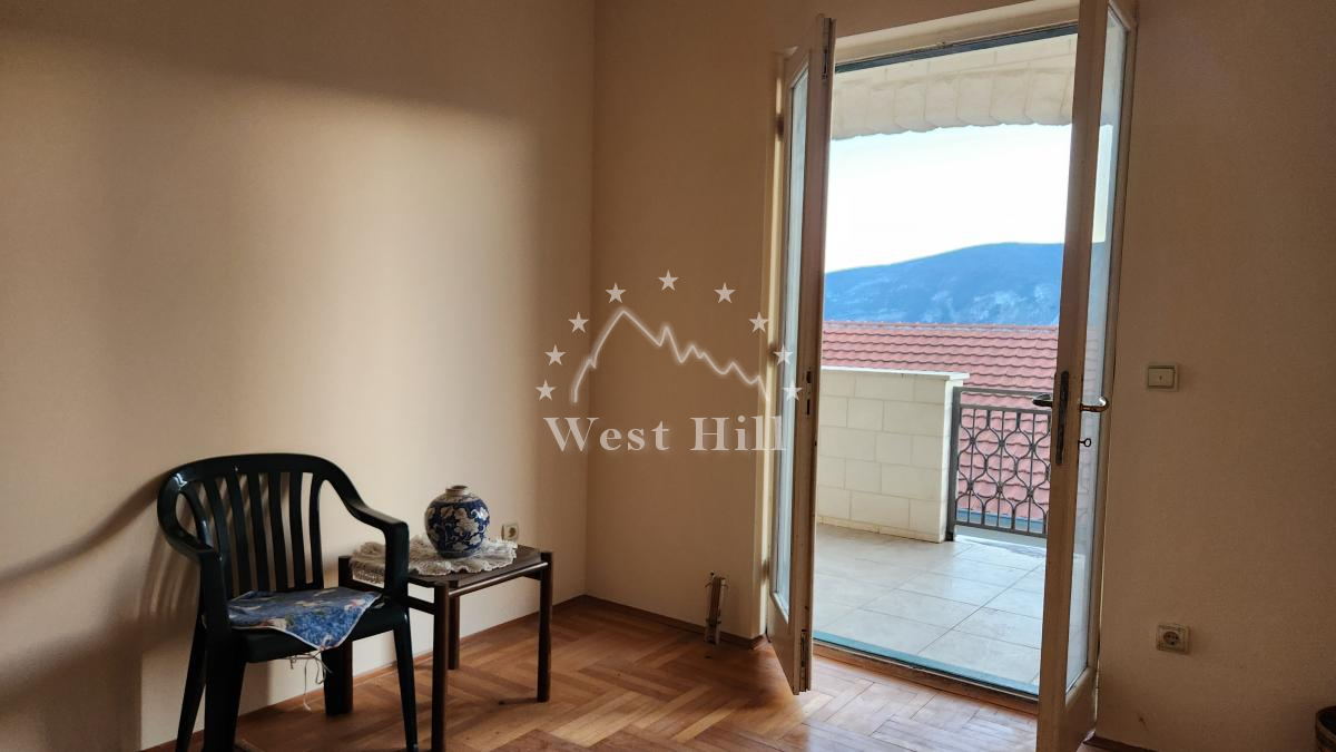 Spacious house in Topla 2