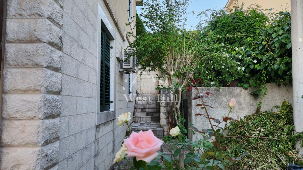 Spacious house in Topla 2
