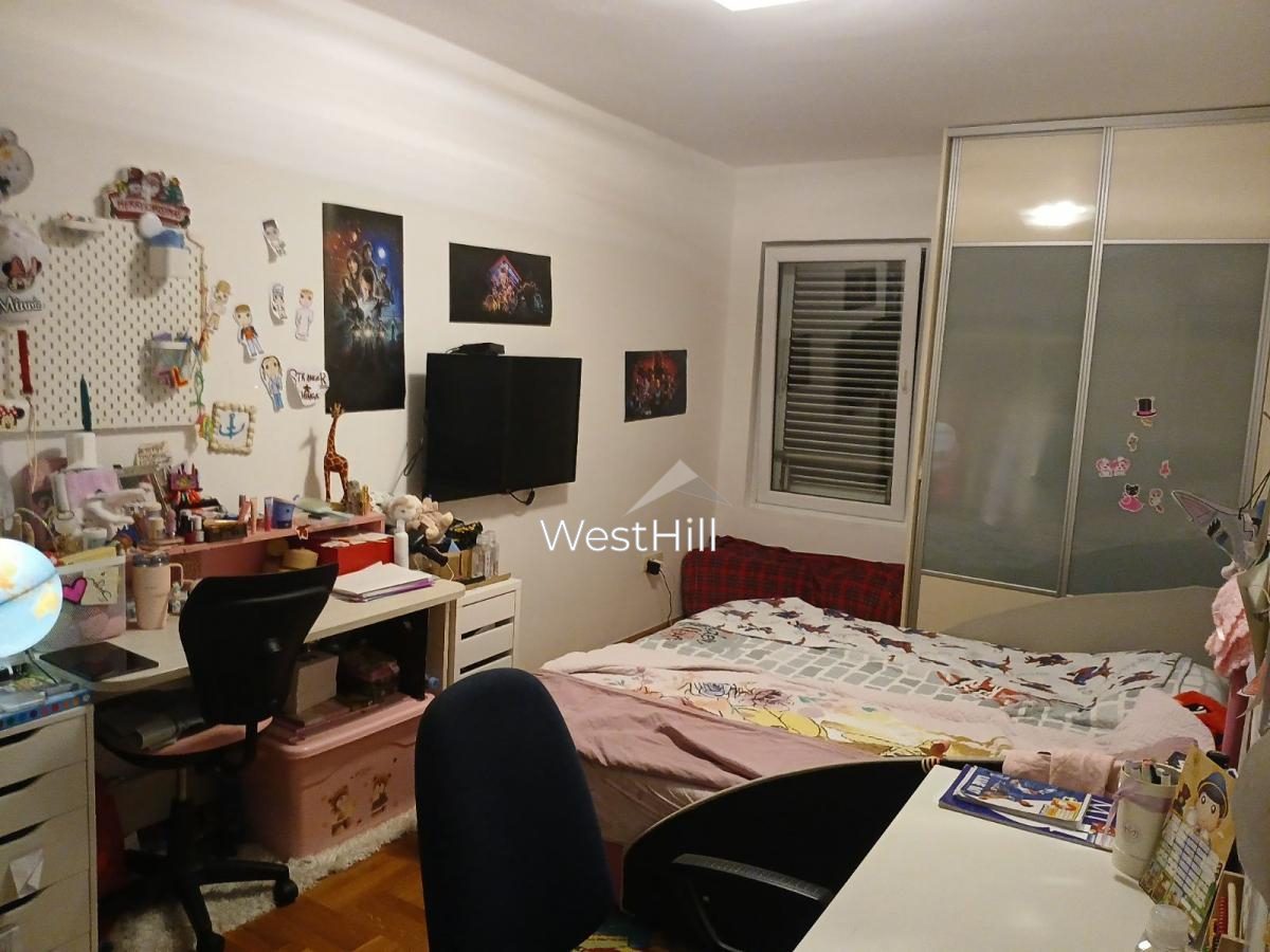 Geräumige Zweizimmerwohnung in Budva – ruhige Wohnlage