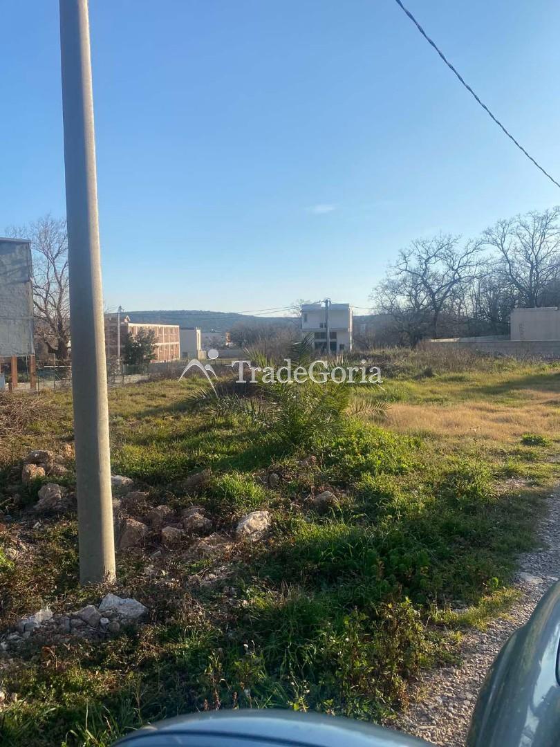 Urgent sale of an urbanized land plot in Sutomore