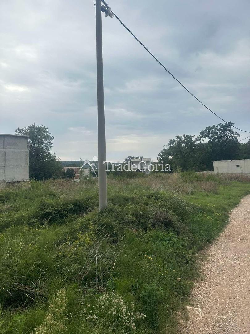 Urgent sale of an urbanized land plot in Sutomore