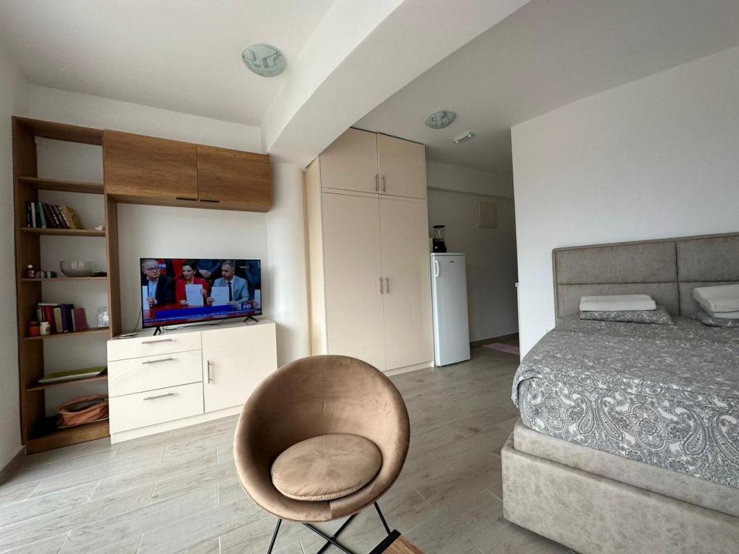 Студия посуточно в центре Сутоморе, 36 м², рядом с Волi