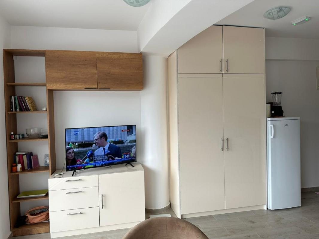 Студия посуточно в центре Сутоморе, 36 м², рядом с Волi