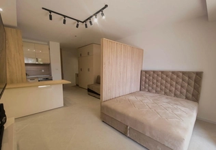 Studio-Apartment zum Verkauf in Kotor, Dobrota, Meerblick