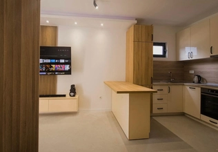 Studio-Apartment zum Verkauf in Kotor, Dobrota, Meerblick