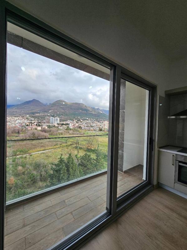 Studio of 43 m2 for sale in a luxury complex under construction in Bar