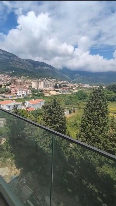 Studio of 43 m2 for sale in a luxury complex under construction in Bar