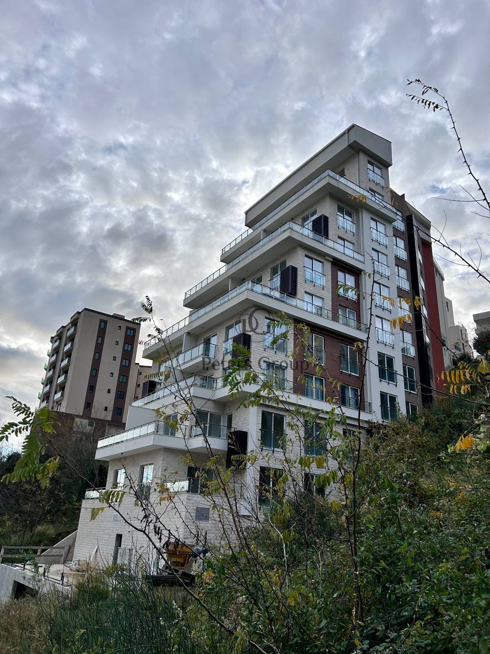 Studio for sale in a new residential complex with a swimming pool in Becici