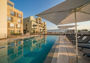Studio for sale in the 5-star SIRO Boka Place hotel, Tivat