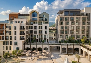 Studio for sale in the 5-star SIRO Boka Place hotel, Tivat
