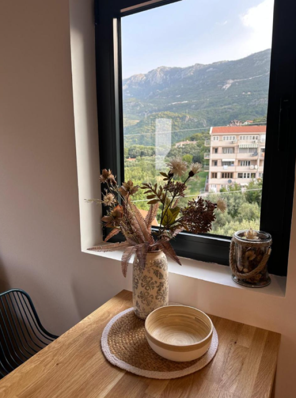 Studio mit Meerblick und Garage in Becici