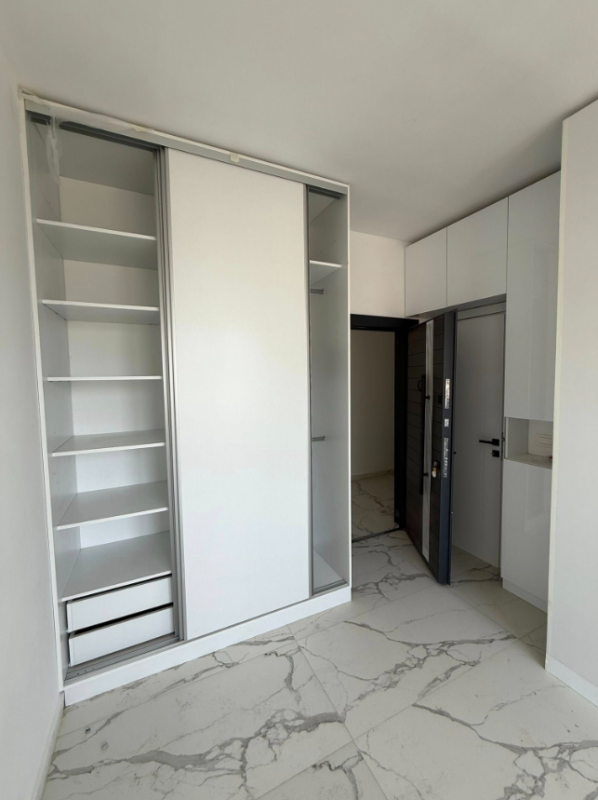 Studio for sale with sea view in Utjeha .