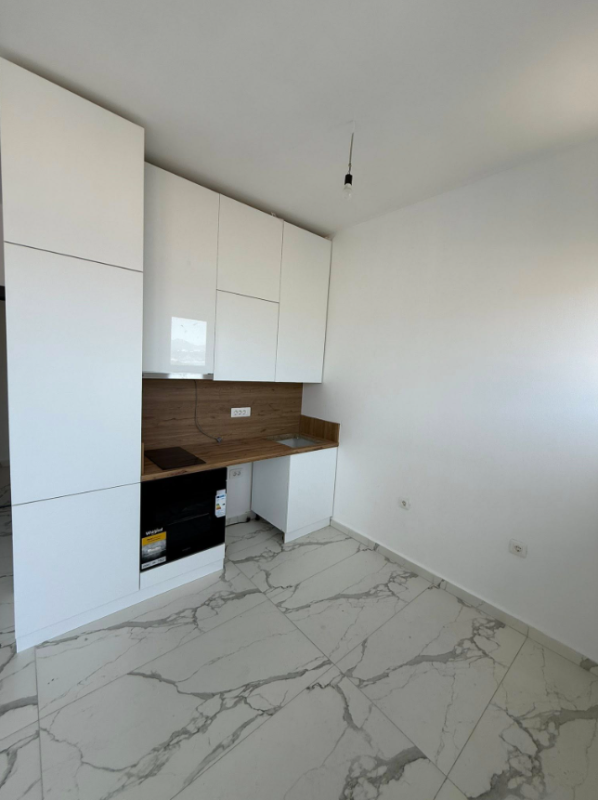 Studio for sale with sea view in Utjeha .