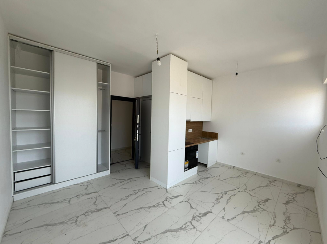 Studio for sale with sea view in Utjeha .