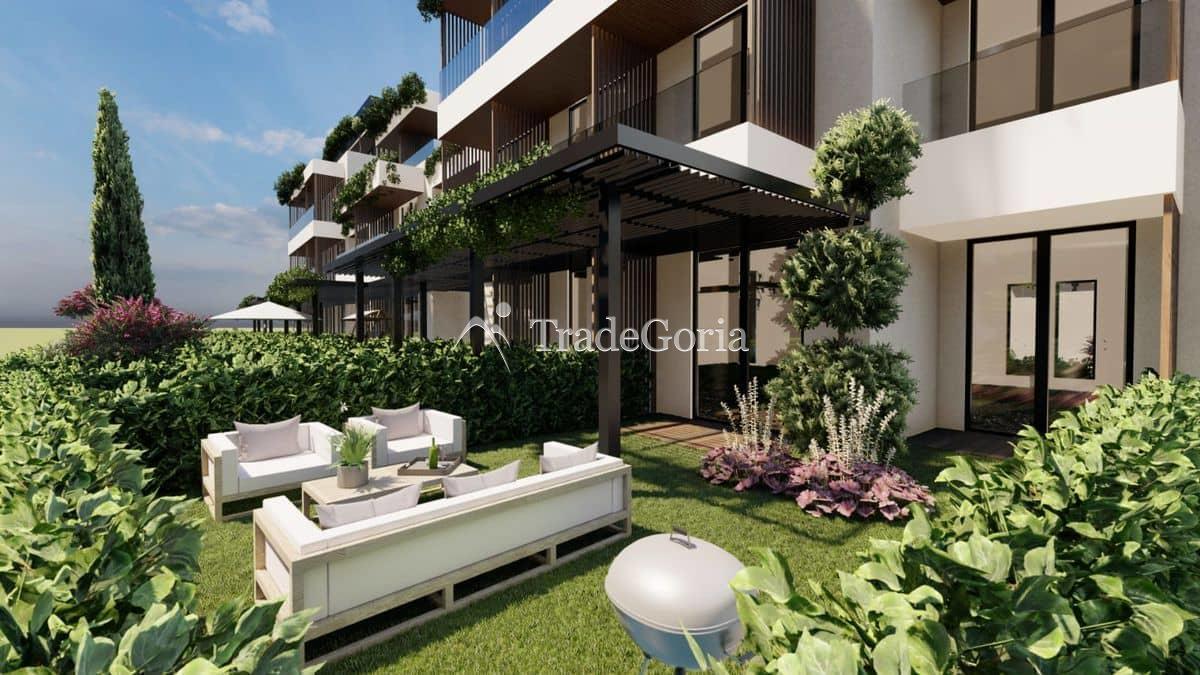 Studio with garden and terrace in a new complex with pool