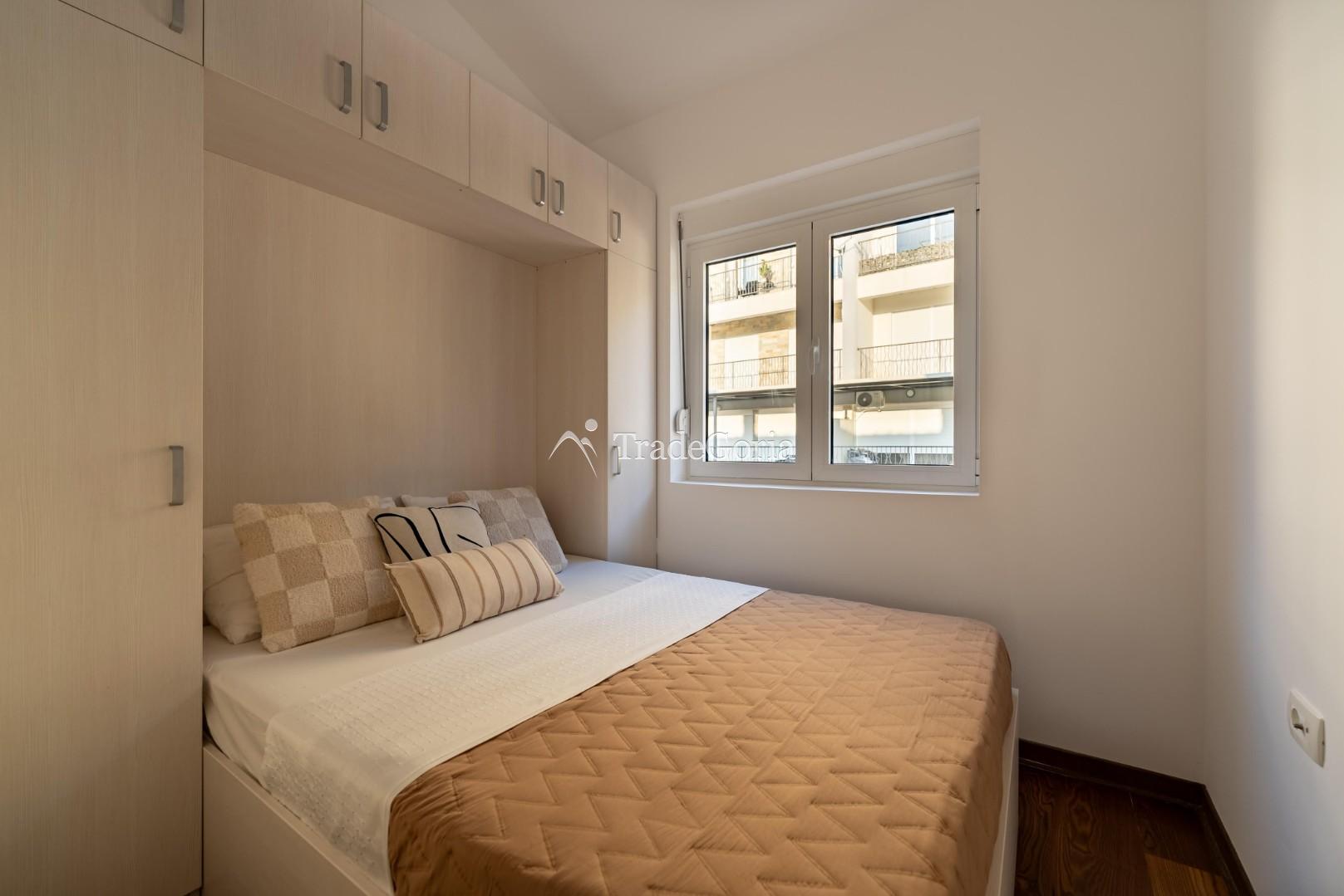 Helle und gemütliche 2-Zimmer-Wohnung mit Meerblick in Przno, Budva Riviera
