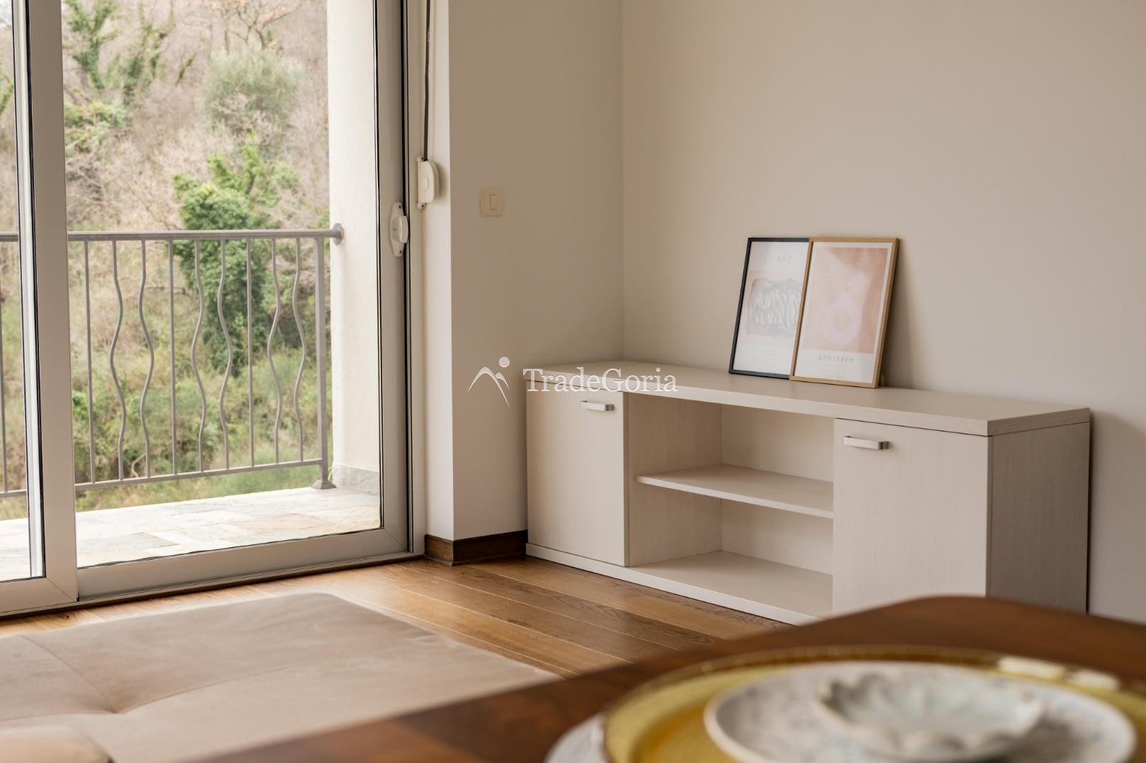 Helle und gemütliche 2-Zimmer-Wohnung mit Meerblick in Przno, Budva Riviera