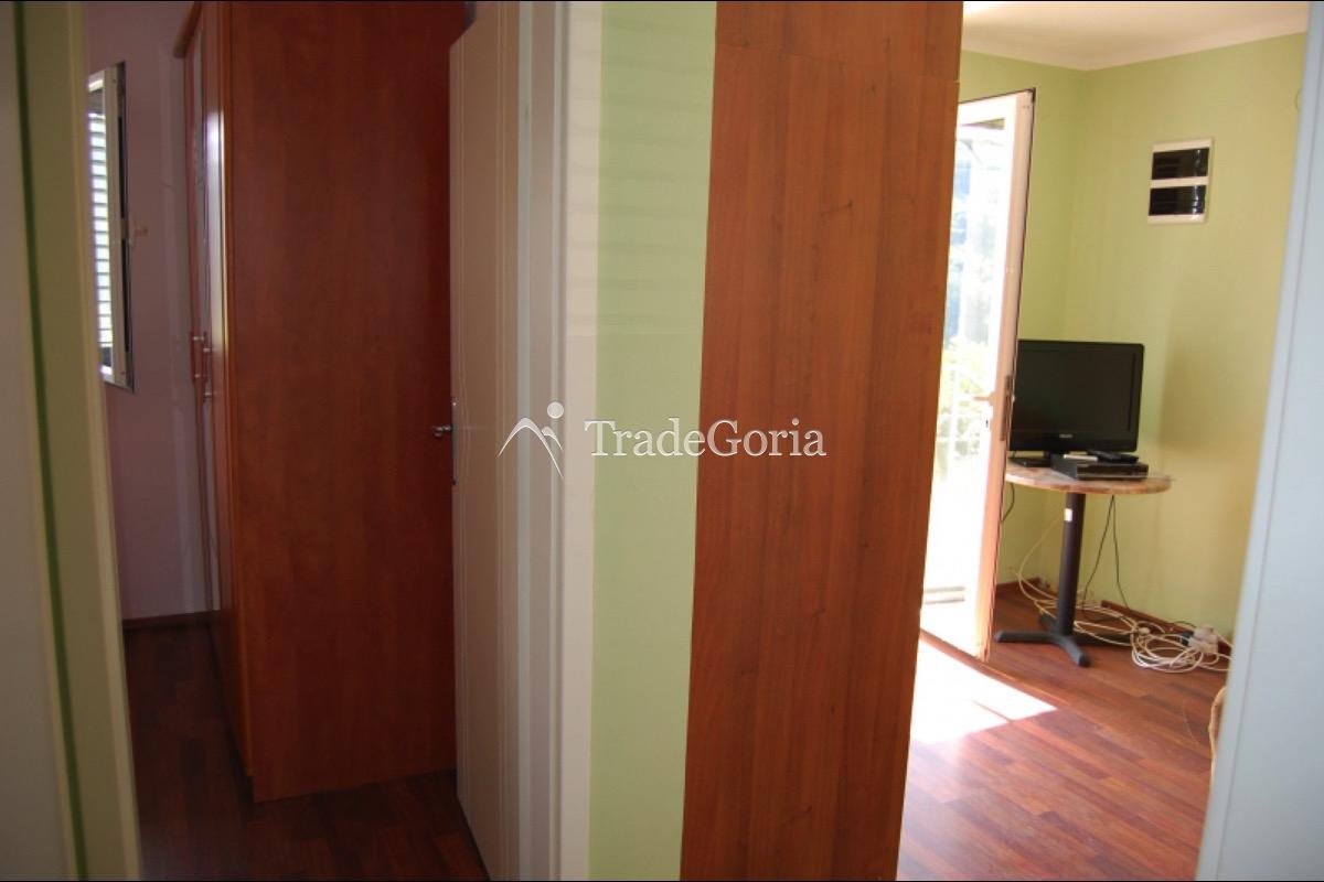 Townhouse u centru Petrovca za 300,000 evra