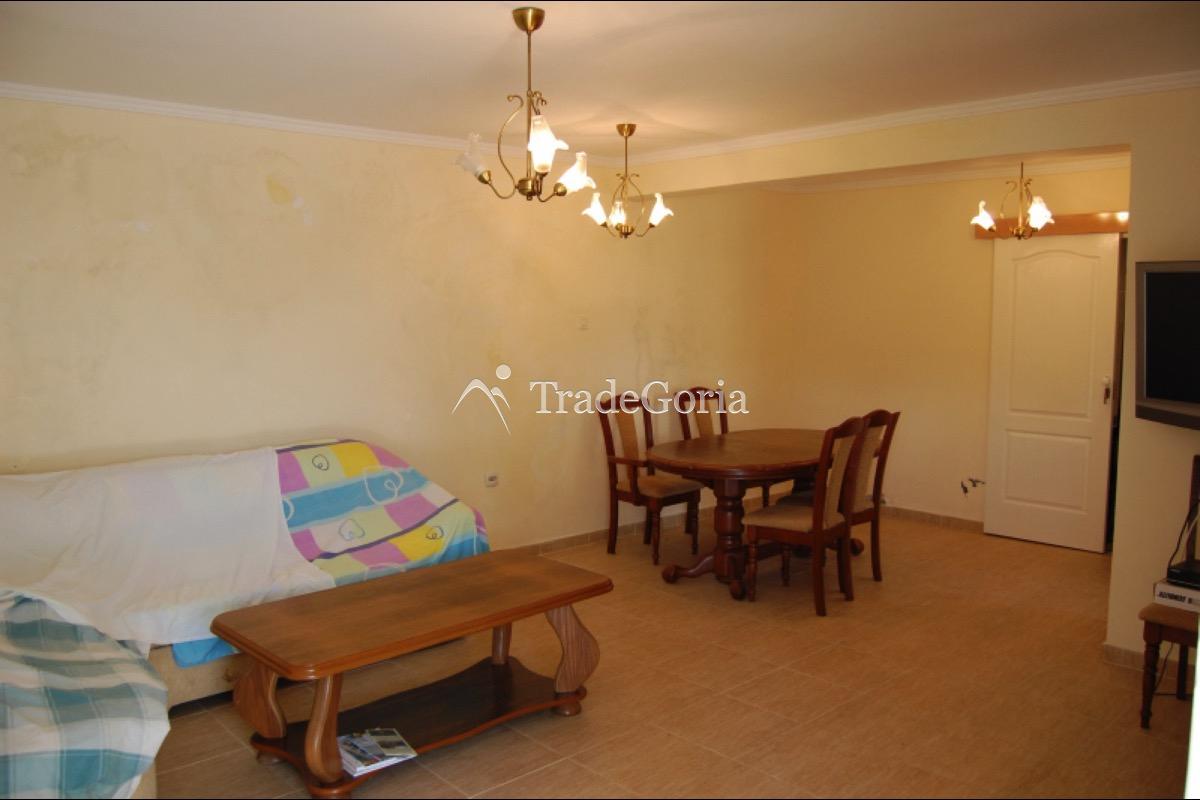 Townhouse u centru Petrovca za 300,000 evra