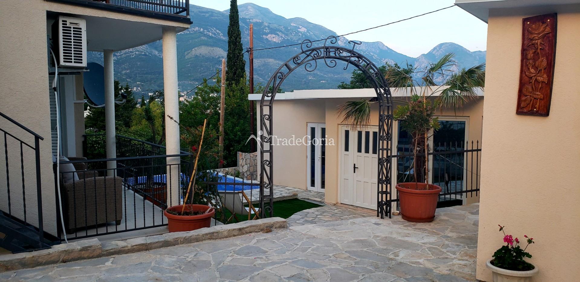 Three-story villa in the Green Zone of Sutomore
