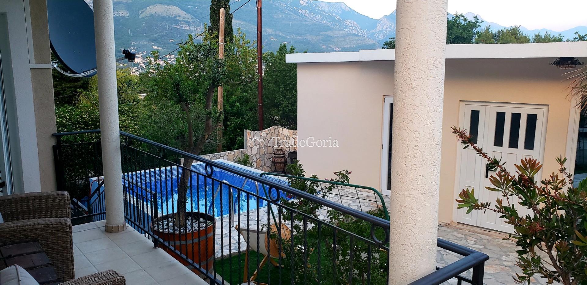 Three-story villa in the Green Zone of Sutomore