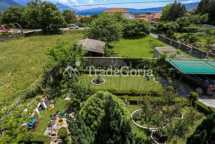 Three-story house near the sea in Bijela, Herceg Novi.
