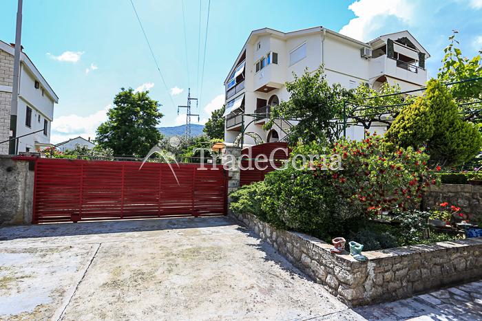 Three-story house near the sea in Bijela, Herceg Novi.