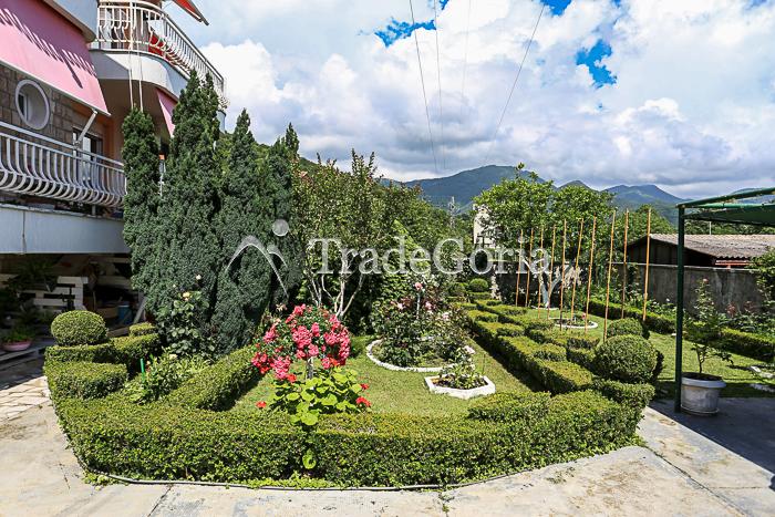 Three-story house near the sea in Bijela, Herceg Novi.