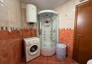 Dvosoban stan u Bečićima, 200m od mora