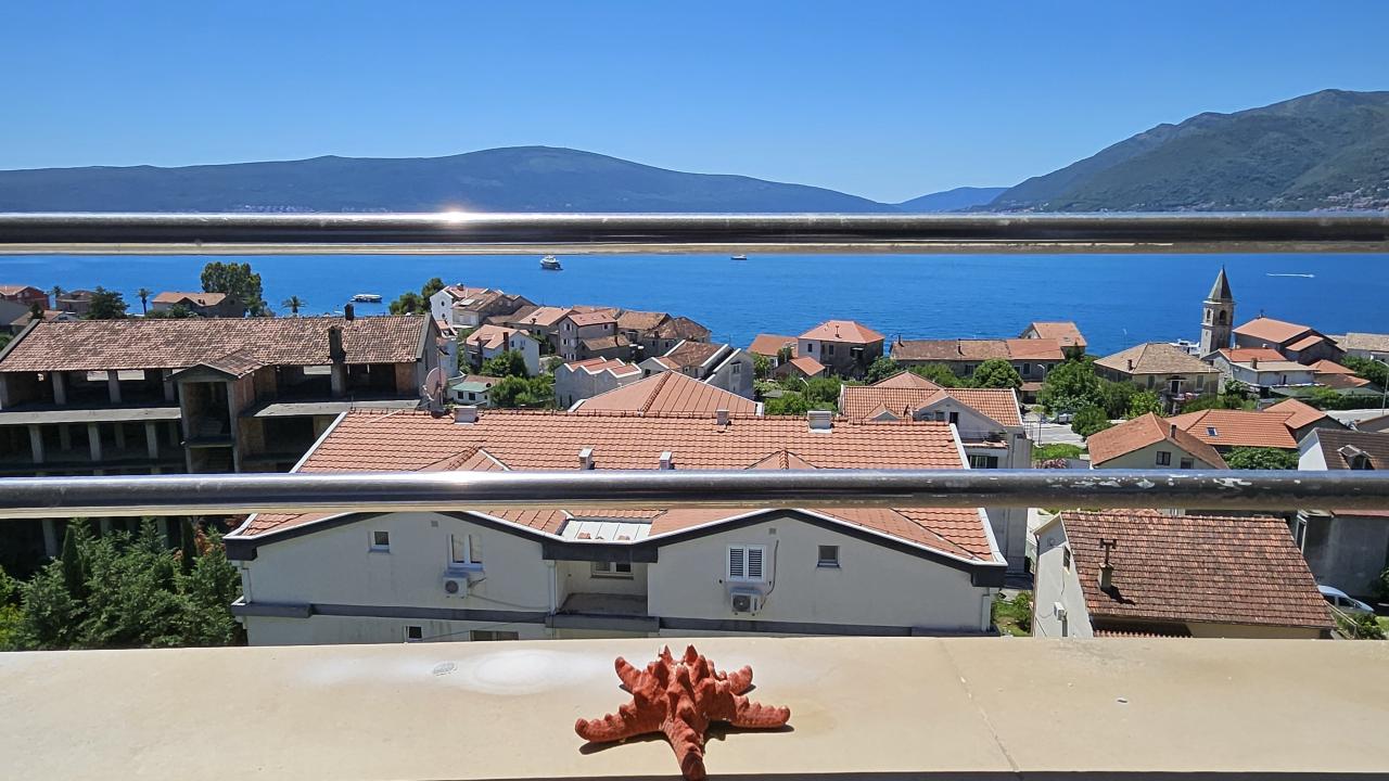 Two-bedroom apartment for sale in Tivat, Donja Lastva district