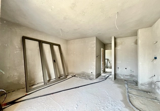 Two-bedroom apartment in the up-and-coming Donja Lastva area