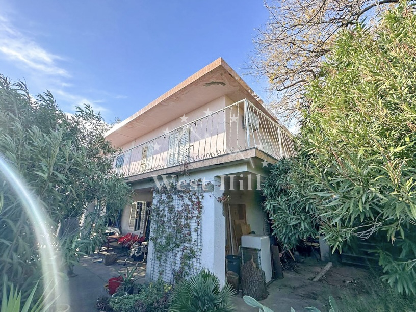 Two-storey house with panoramic sea view
