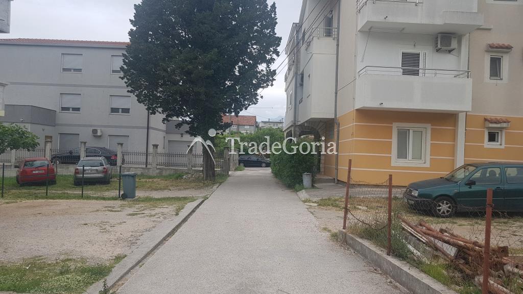 Grundstück Dmuidran (Tivat) 460 m2