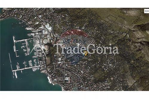 Grundstück in Tivat 671m2 - 160.000 Euro