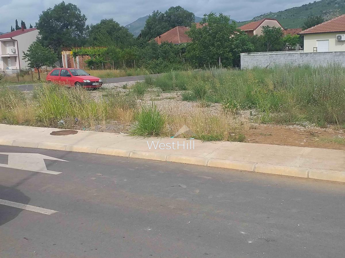 Urbanized land for the construction in Gornja Gorica, Podgorica