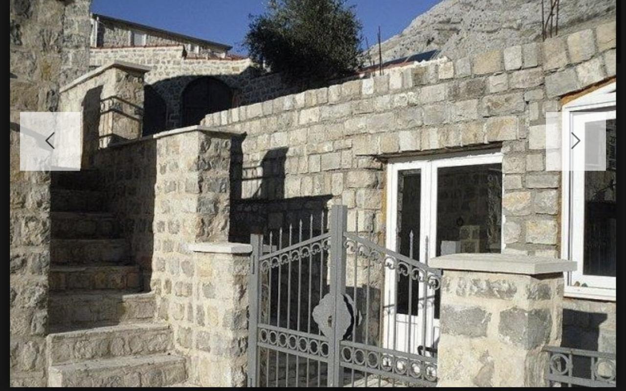 Villa for sale 150m from the sea in Rijeka Rejevici, Budva.