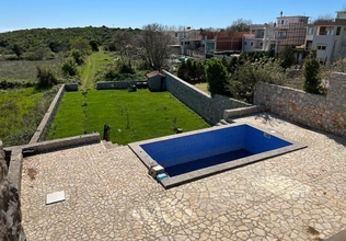 Villa zu verkaufen in Krimovica 320m2