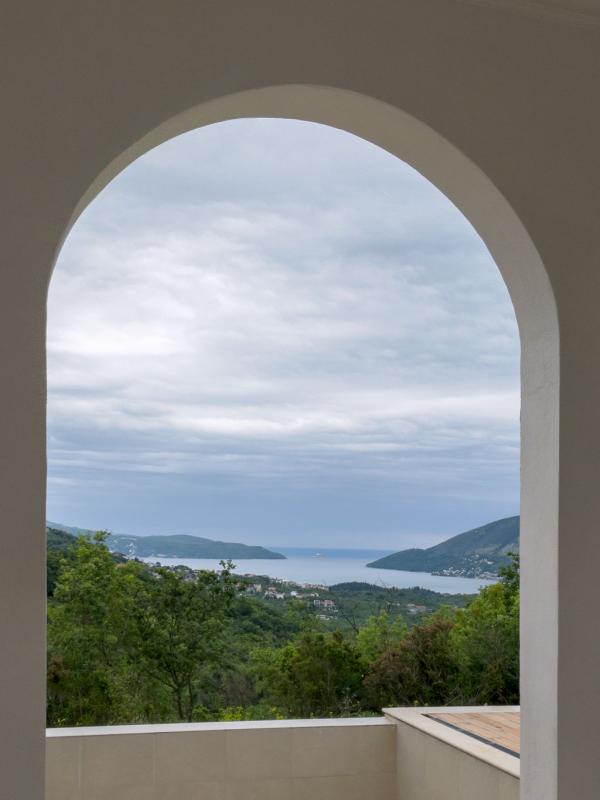 Villa Herceg Novi mit Meerblick