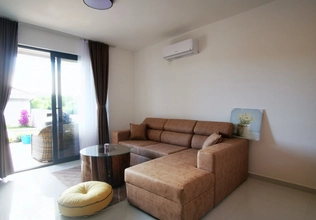 Villa in exklusiver Anlage Krimovica mit Pool