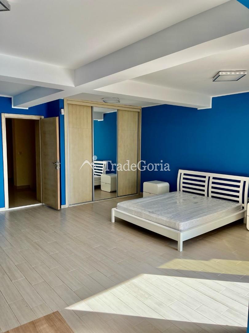 Villa on the first line in Uteha - 750,000 euros