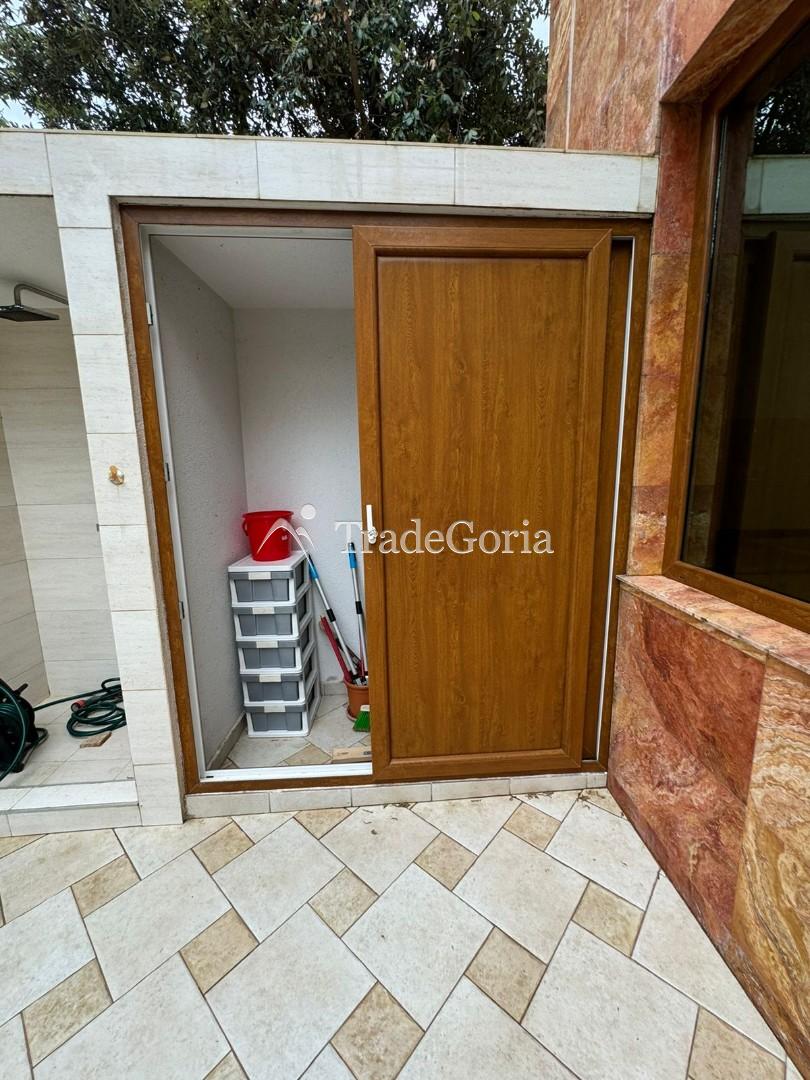 Villa on the first line in Uteha - 750,000 euros