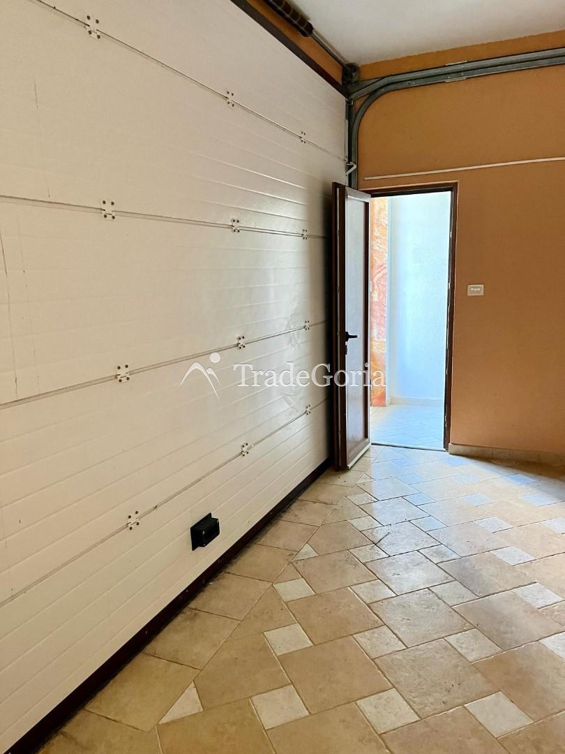 Villa on the first line in Uteha - 750,000 euros