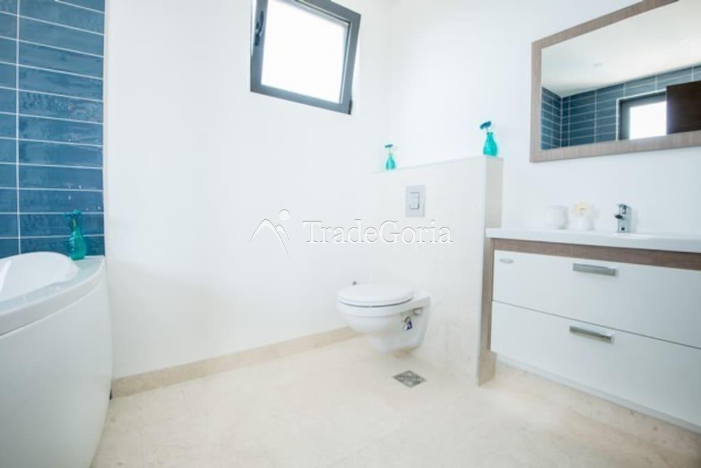 Vila Nurija u Krimovici