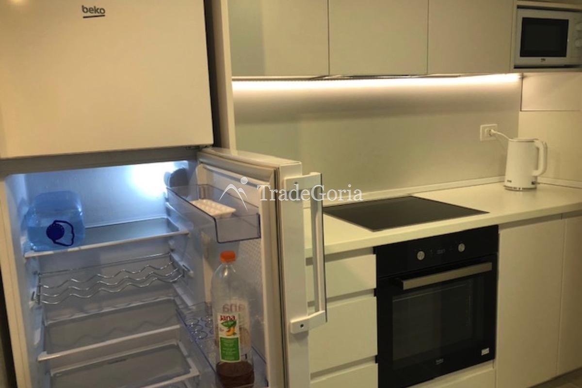 Vila sa apartmanima u Krašićima - Cena 450.000 evra